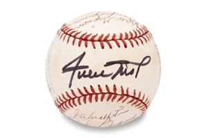 1954 New York Giants World Series Champions (Reunion) Team Signed ONL Baseball with Willie Mays on Sweet Spot (20 Autos.) - PSA/DNA LOA