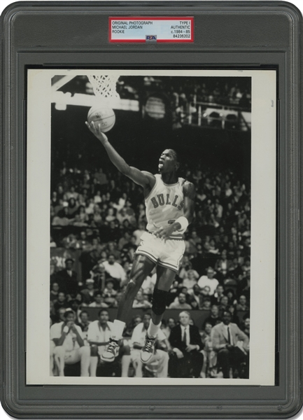 Iconic 1984-85 Michael Jordan Chicago Bulls Rookie Season Photograph (Classic Tongue-Out Shot Wearing Air Jordan I Sneakers!) – PSA/DNA Type 1