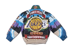 Kobe Bryant Autographed Jeff Hamilton Commemorative 2002 Los Angeles Lakers 3-Peat Leather Jacket (LE 2/8) – UDA COA, Beckett LOA