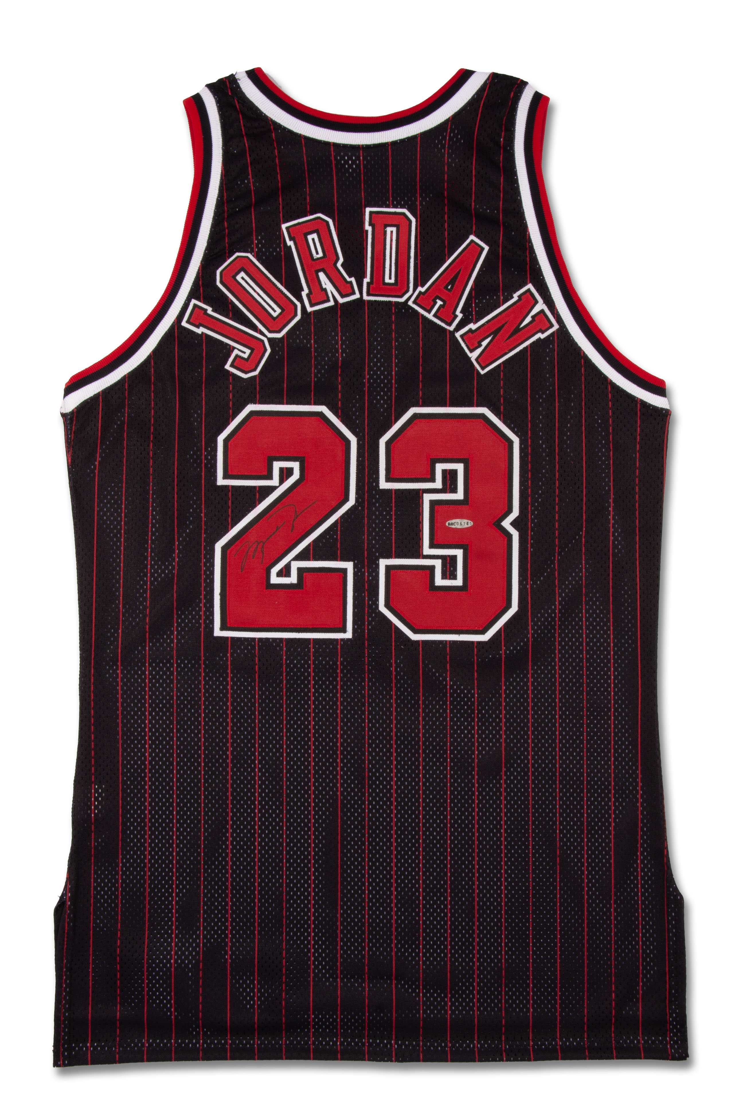 1995-96 Michael Jordan Autographed Chicago Bulls Black Alternate