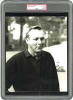 C. Late 1960s / Early 1970s Arnold Palmer Original Photograph in Prime of Career (Exceptional Double-Wt. Portrait) – PSA/DNA Type 1