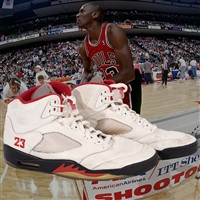 Feb. 10, 1990 Michael Jordan NBA All-Star Weekend Air Jordan V Shoes Worn in 3-Point Shootout – LOAs from Sports Investors & Bobby Hansen (NBA Player In Contest!)