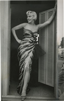 Gorgeous 1955 Marilyn Monroe Original Oversized Photograph from Life Magazine (Outside Dressing Room on Set of Seven Year Itch Filming) – PSA/DNA Type 1