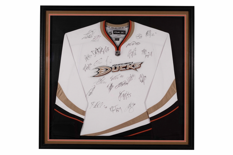 C. 2015-16 Anaheim Ducks Team Signed White Jersey – Beckett LOA