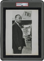 6/17/1961 Martin Luther King Jr. (Boarding Flight from N.Y. to L.A.) Original Photograph by Brown Brothers – PSA/DNA Type 1